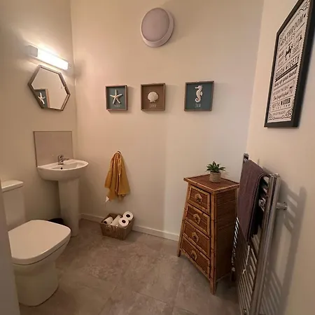 House Sleeps 6 With Parking Casa vacanze Coad