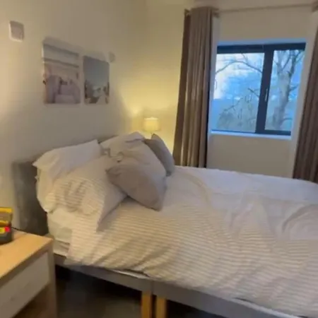 House Sleeps 6 With Parking Casa vacanze Coad